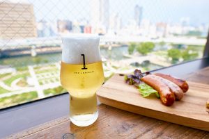 craft beer pub in Kitahama Osaka